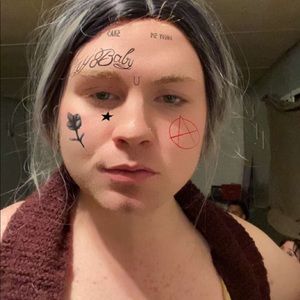 Meet your Posher, Zoella